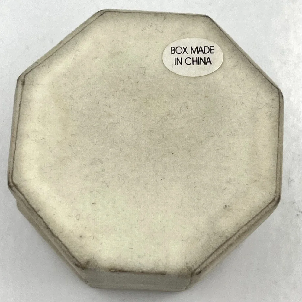 Vintage Zales Cream Velvet Octagon Ring Box Retro Jewelry Display Case Classic